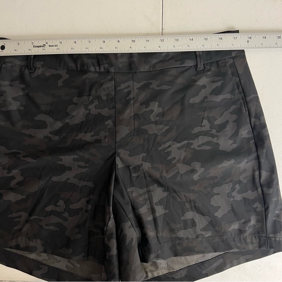 Spanx Sunshine Shorts  Pull On 4-Way Stretch Size XLarge Black Camo. - Picture 8 of 14